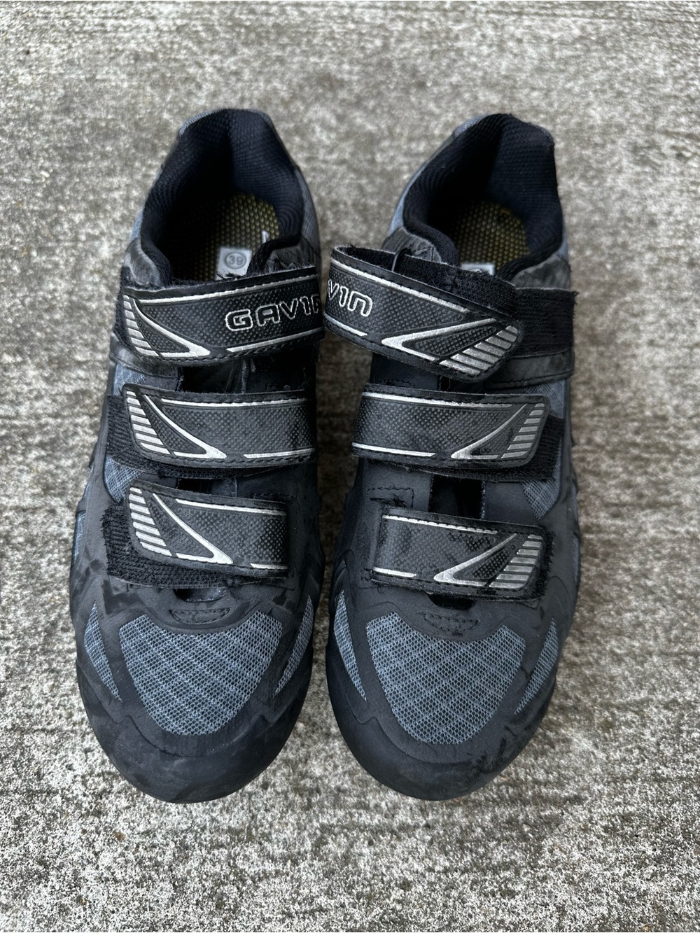 Gavin Women's Black & Gray Athletic Cycling Shoes